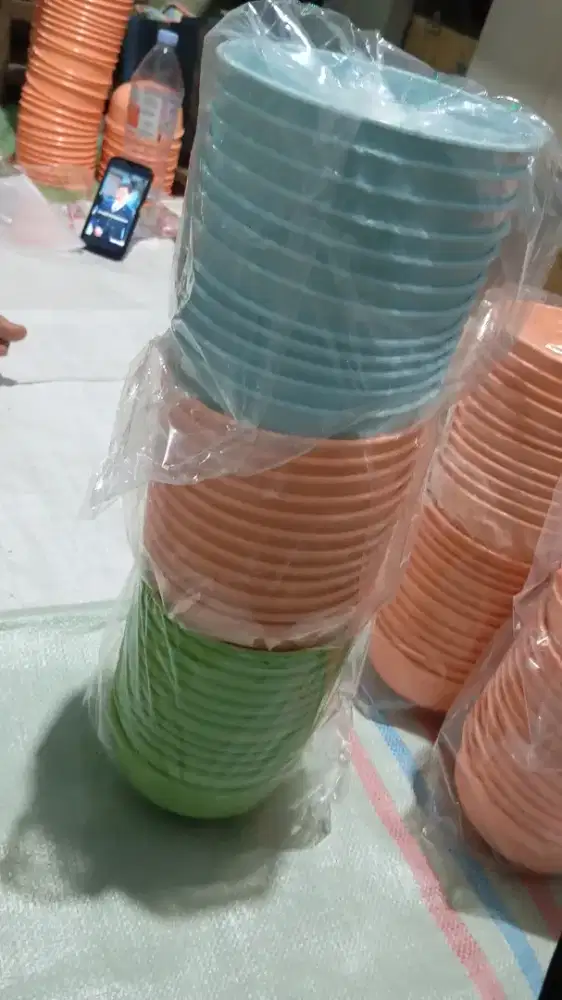 Mangkok bahan plastik