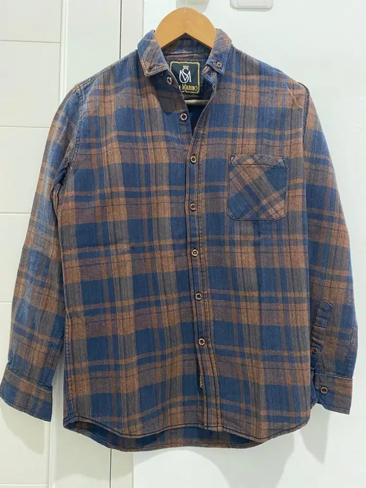 Thrifting Kemeja Laki Laki