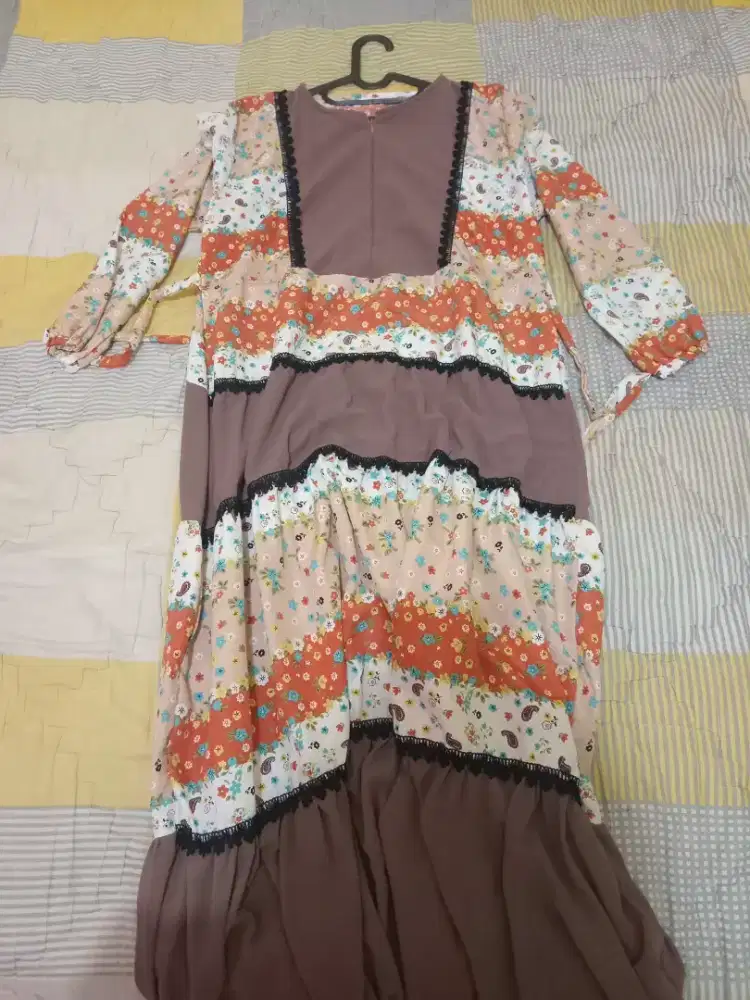 Gamis wanita panjang