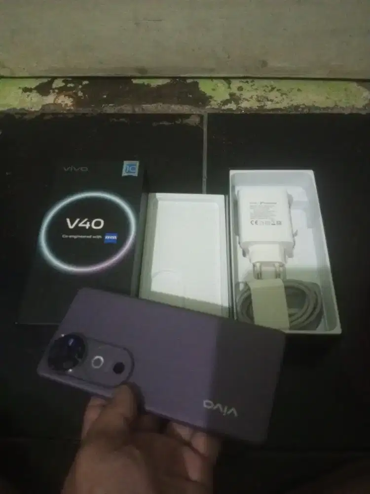 Hp Vivo v40 5g 12/256 fullset mulus
