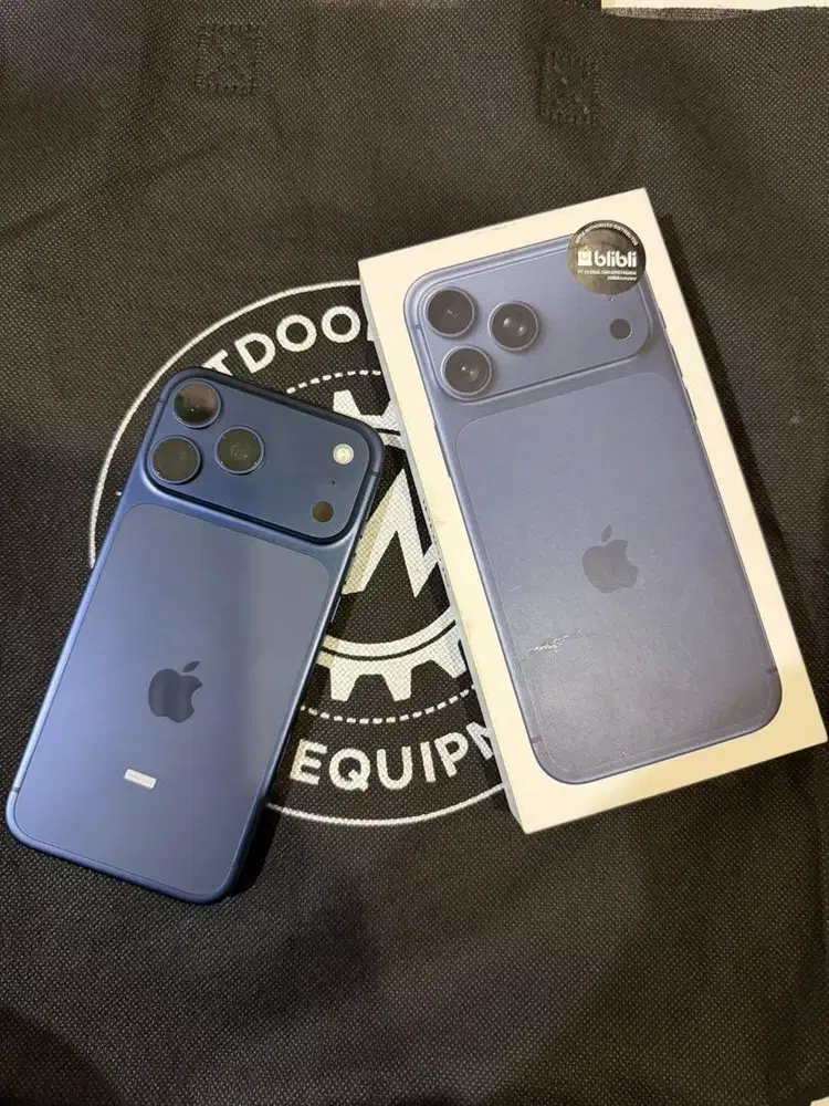 iPhone 17 Promax 256 Deep Blue