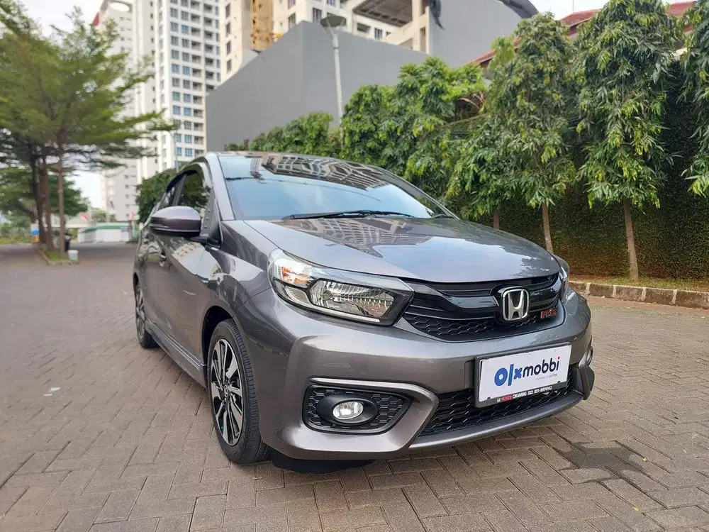 TDP 1 JUTA Honda Brio 1.2 RS Bensin-MT 2022 Abu CFKNB