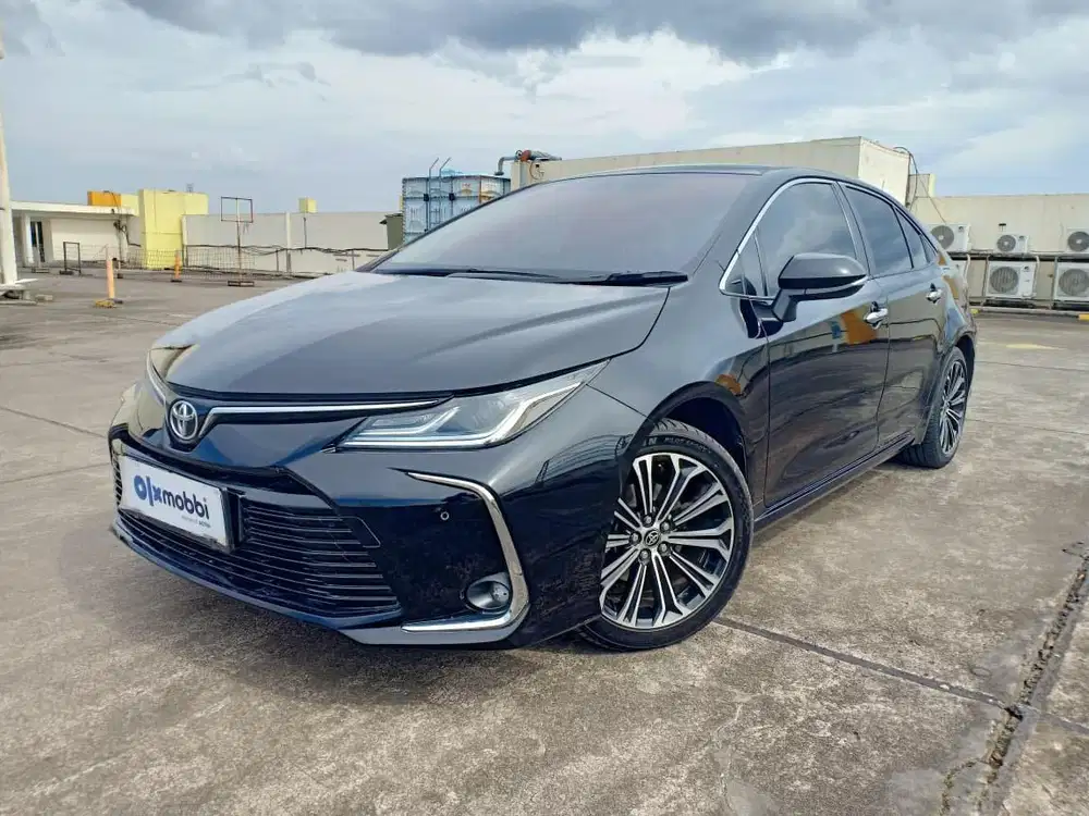 DP 1 JUTA Toyota Corolla Altis 1.8 V Bensin-AT 2022 Hitam CFACB