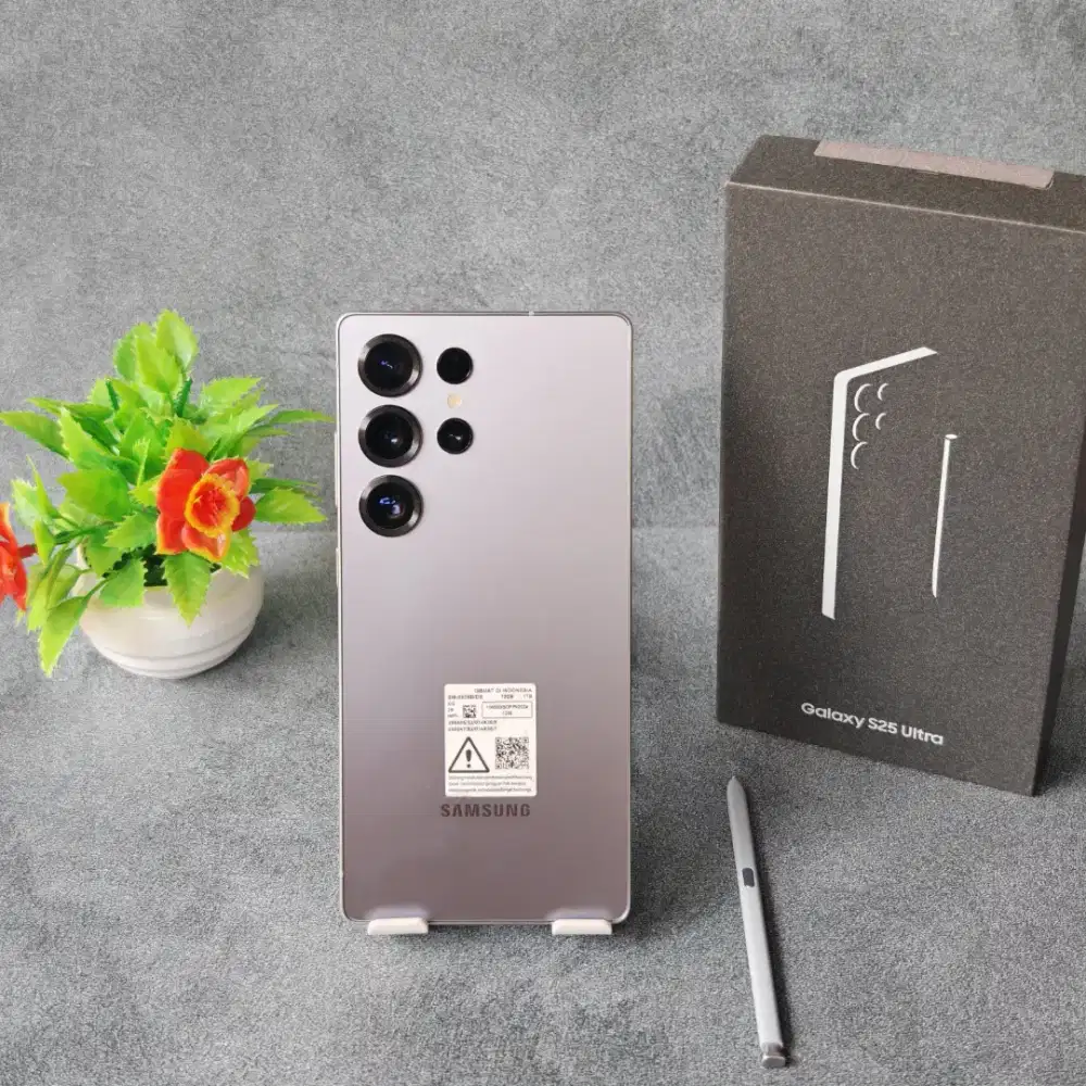 Samsung S25 Ultra 12/512GB Sein Like New