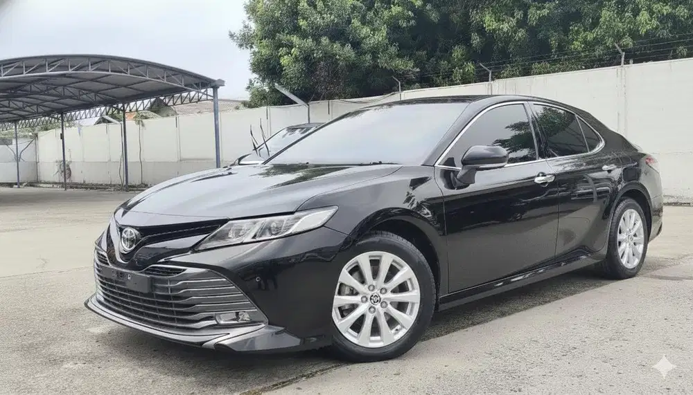 DP 1 JUTA Toyota Camry 2.5 V Bensin-AT 2019 Silver CEAFZ