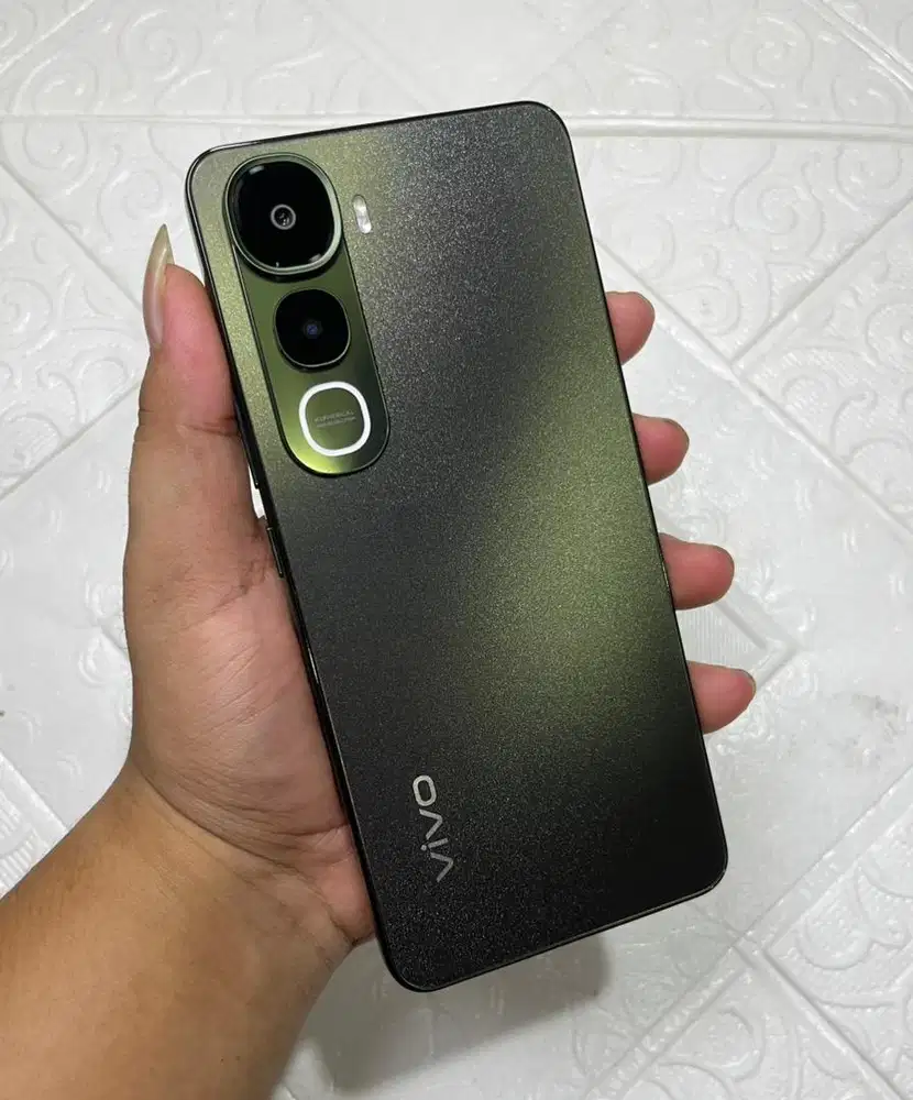 Vivo y400 8/128 Unit+Charger