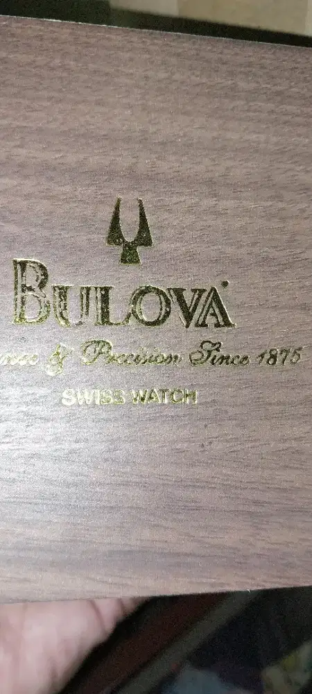 Jam tangan wanita bulova