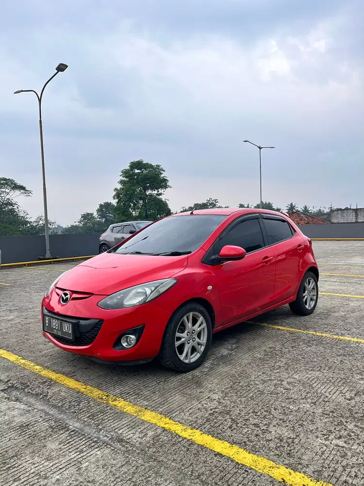 Mazda 2 2011 Bensin