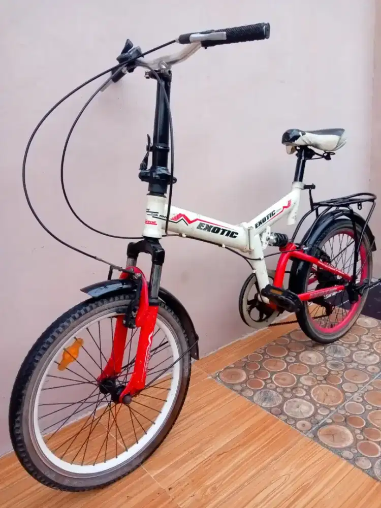 Sepeda lipat ukuran 20