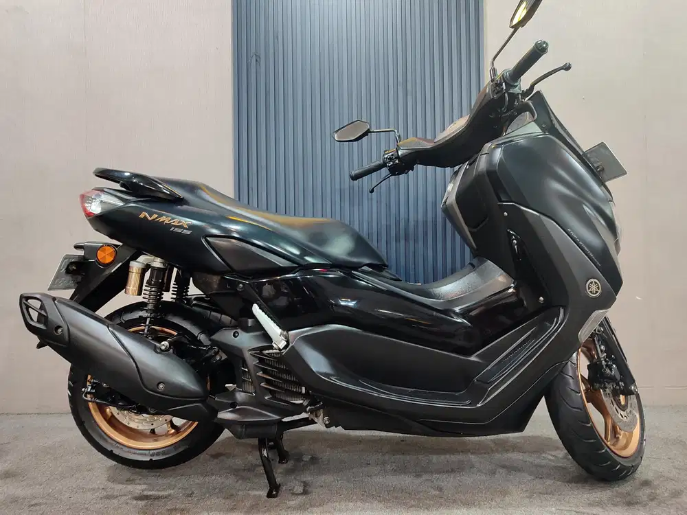 Nmax 155 VVA 2021 CONNECTED istimewa mulus terawat siap pakai...