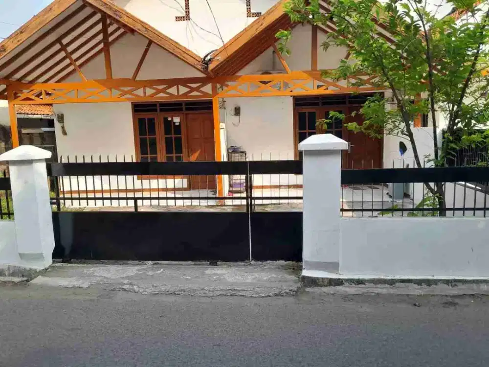 bonus 2 kontrakan full ,dijual rumah siap huni dpondok aren Tangerang selatan