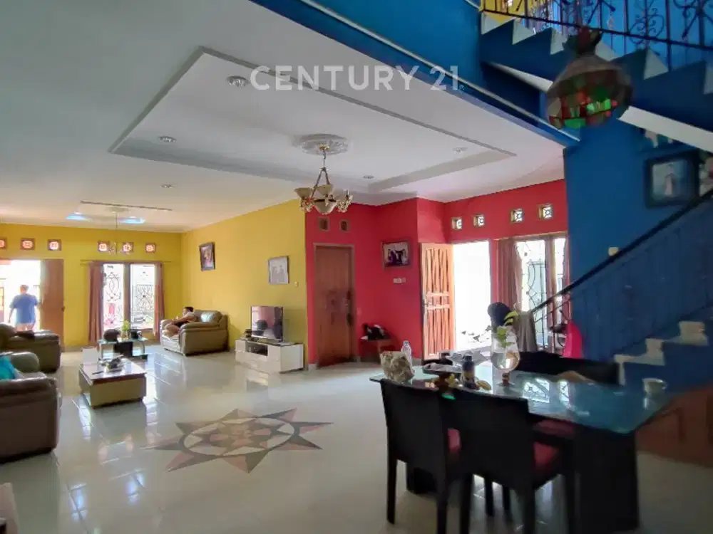 Rumah 2 Lantai Posisi Hoek Di Cisaranteun Arcamik Kota Bandung