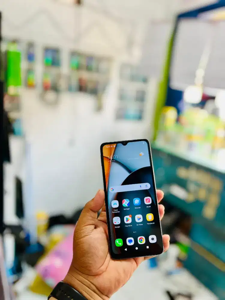 Redmi A3 4/128 Hp Casan