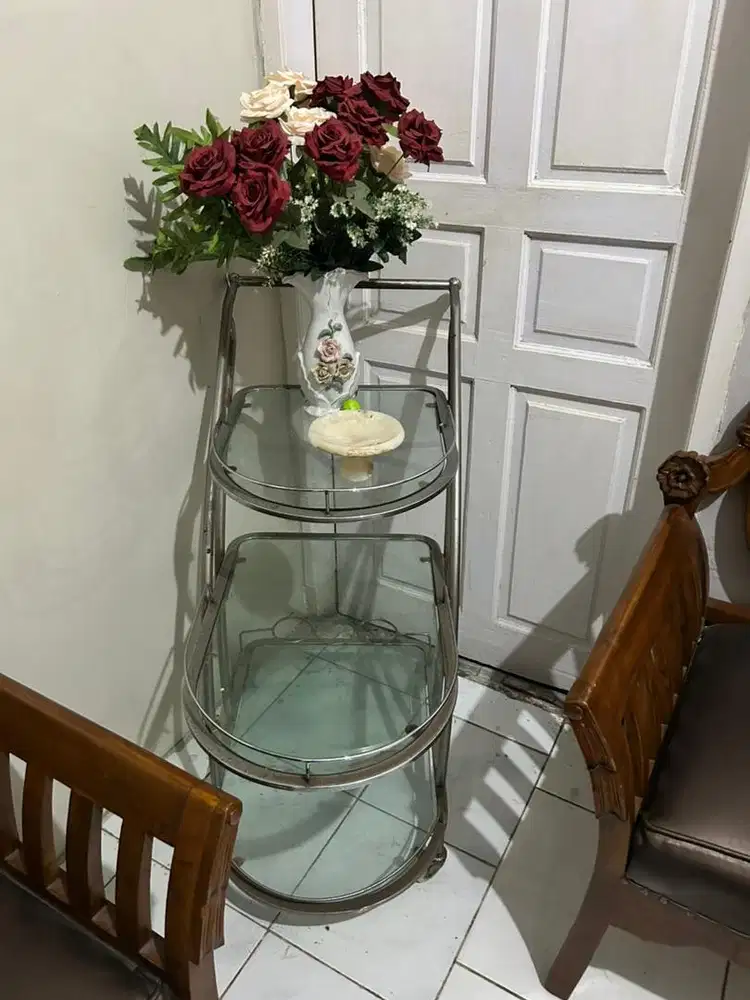 Rak pajangan vas bunga dll