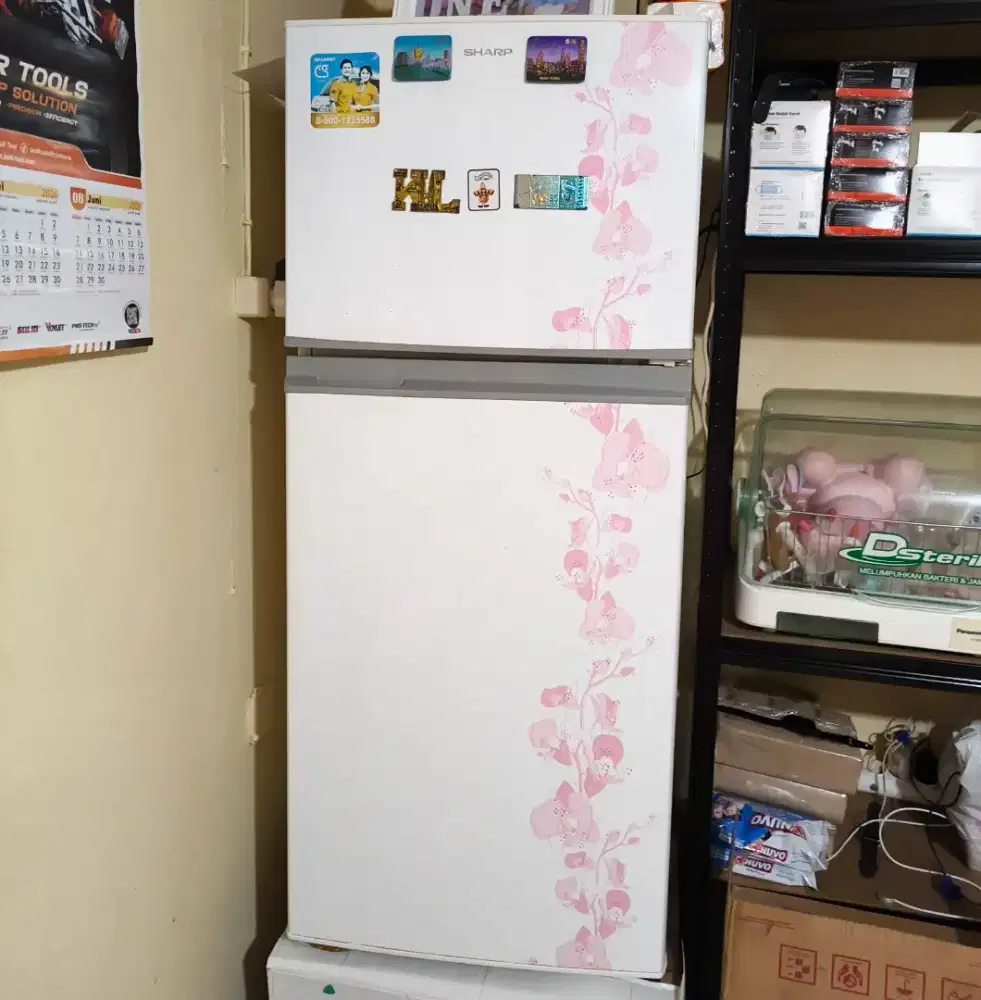 kulkas sharp 2 pintu