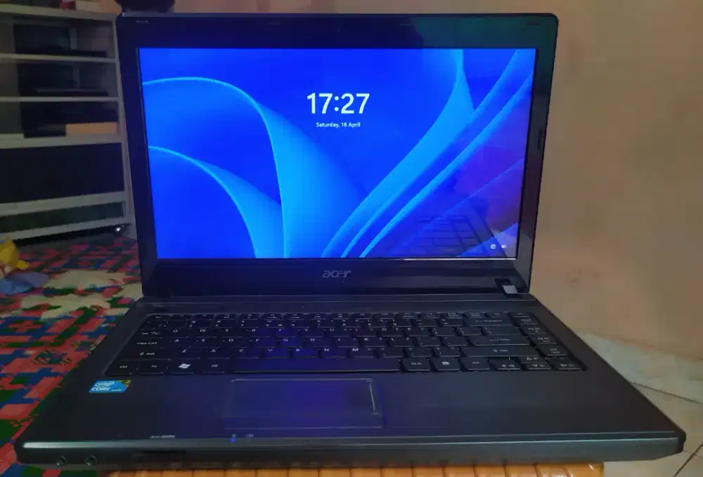 Laptop Acer core i3 Ram 8GB Windows 11 no minus
