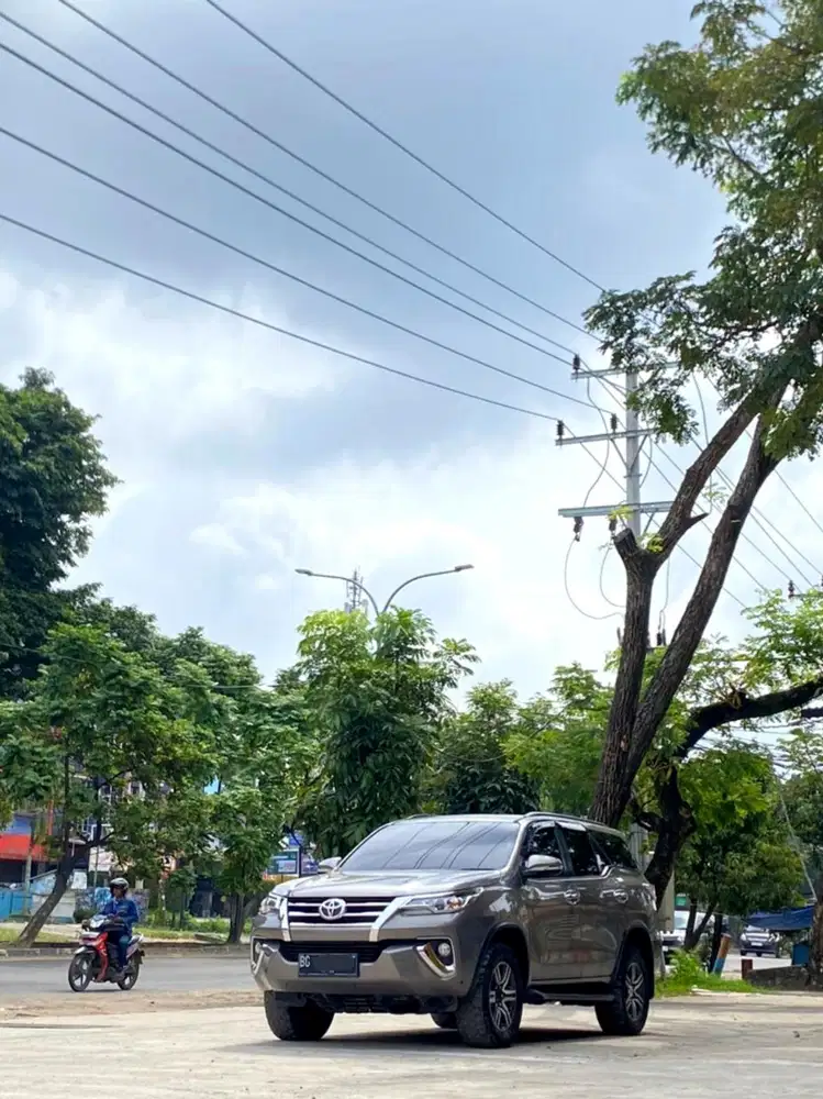 Fortuner 2.4 G Solar Manual 2016