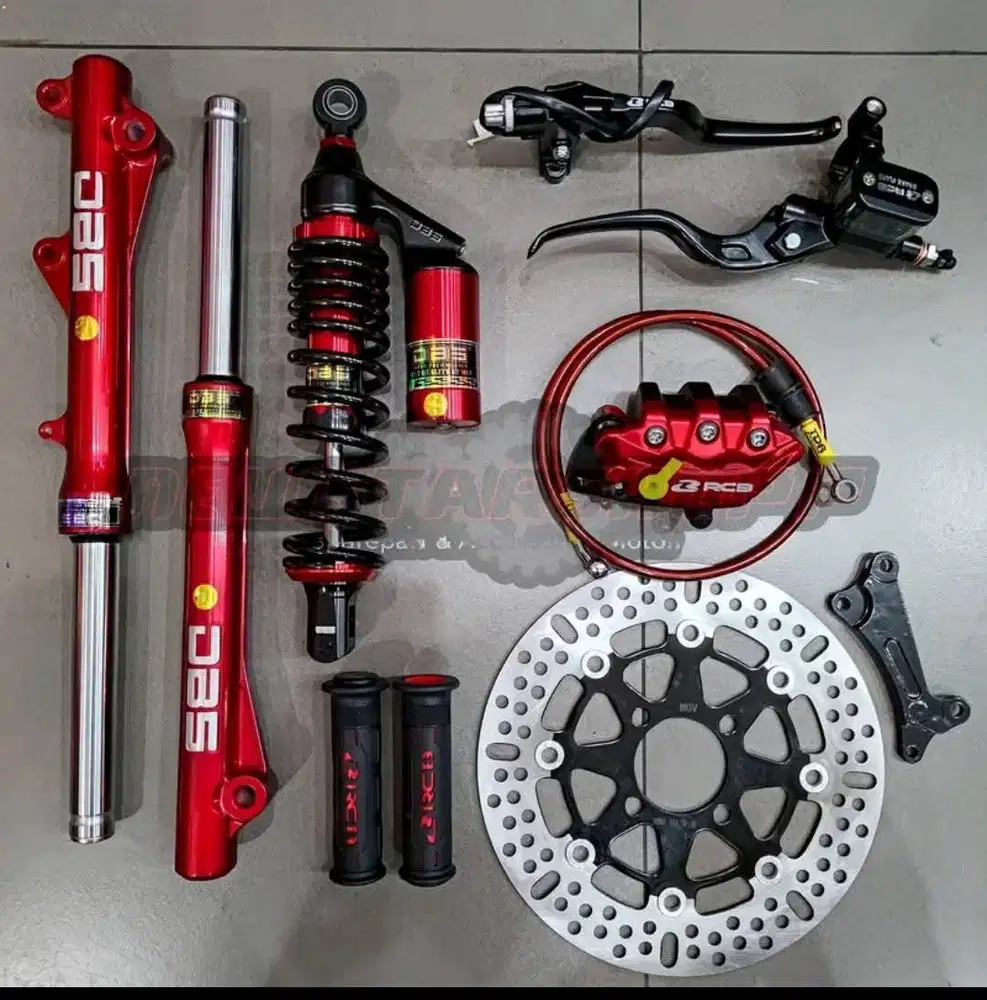 Di jual karna lagi BU banget PART VARIASI HONDA VARIO 125/150