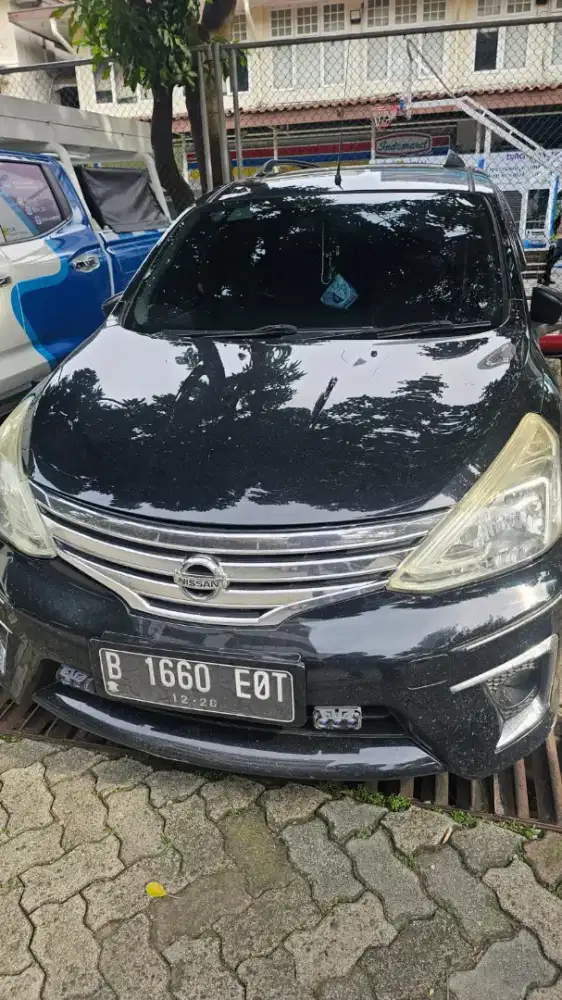 Nissan Grand Livina HWS 1.5 Automatic Hitam menawan