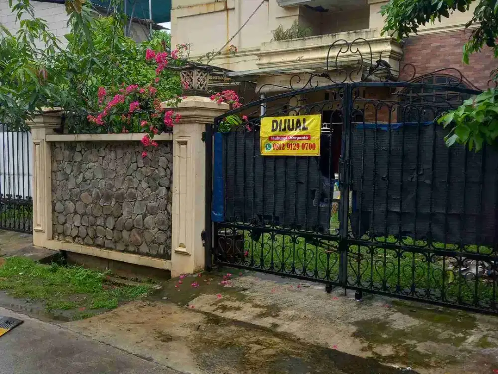 Rumah dengan luas tanah 342m2 Jatiwaringin Asri