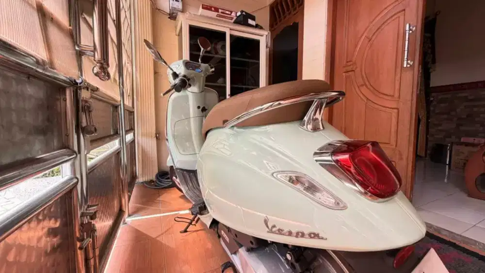 Vespa primavera 2023 150cc low km