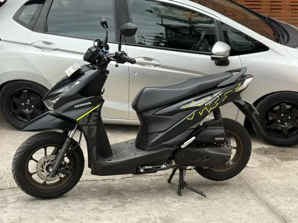 Honda beat streat 2024 km 9000