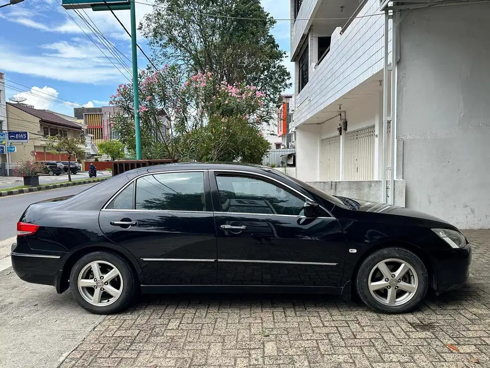 Honda accord 2004