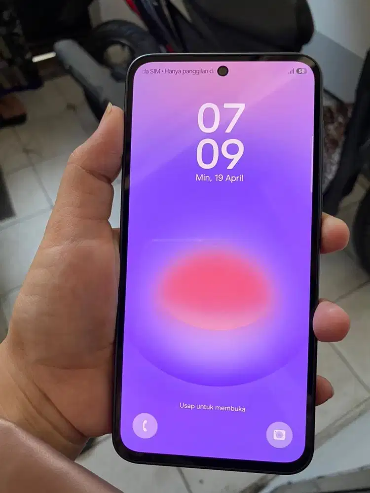 Samsung A37 8/256 black like new