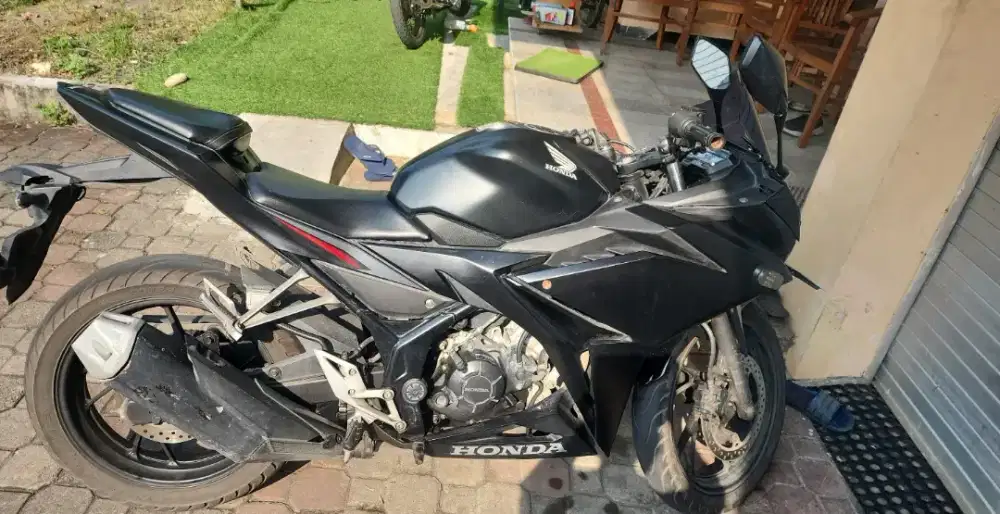 Dijual motor CBR second