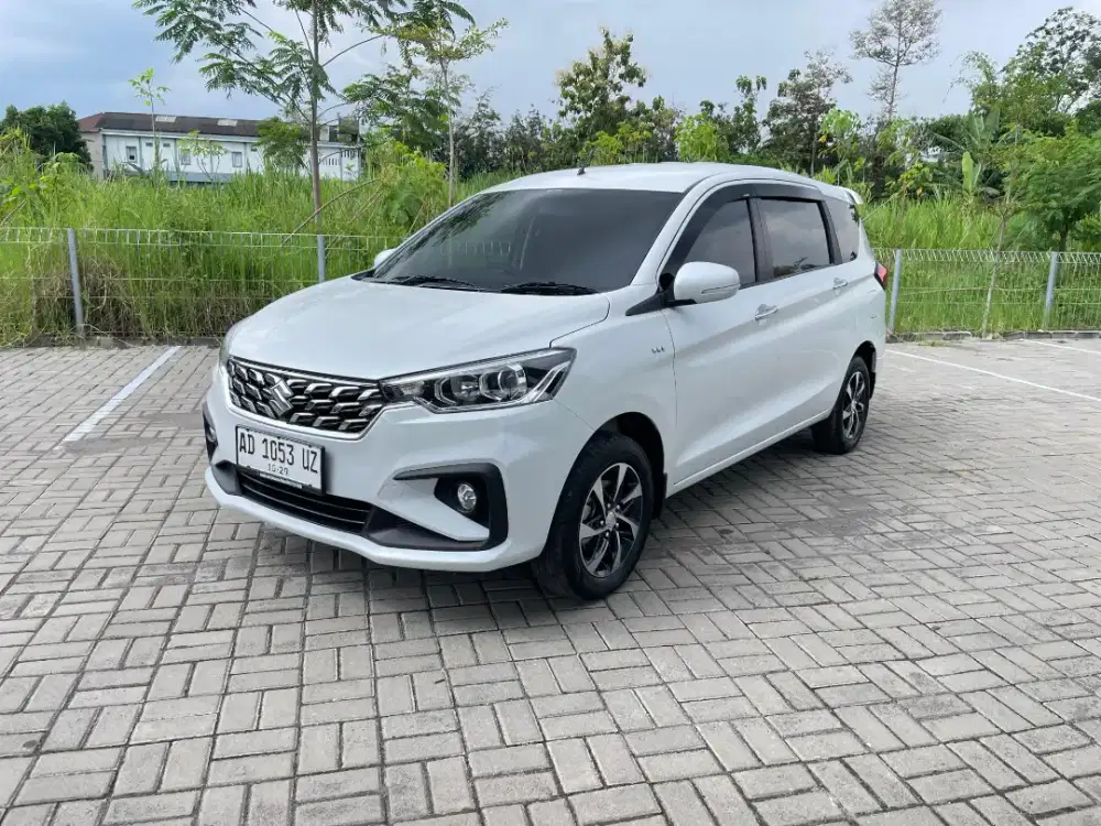 Ertiga 1.5  Hybrid  metic 2024 spt baru