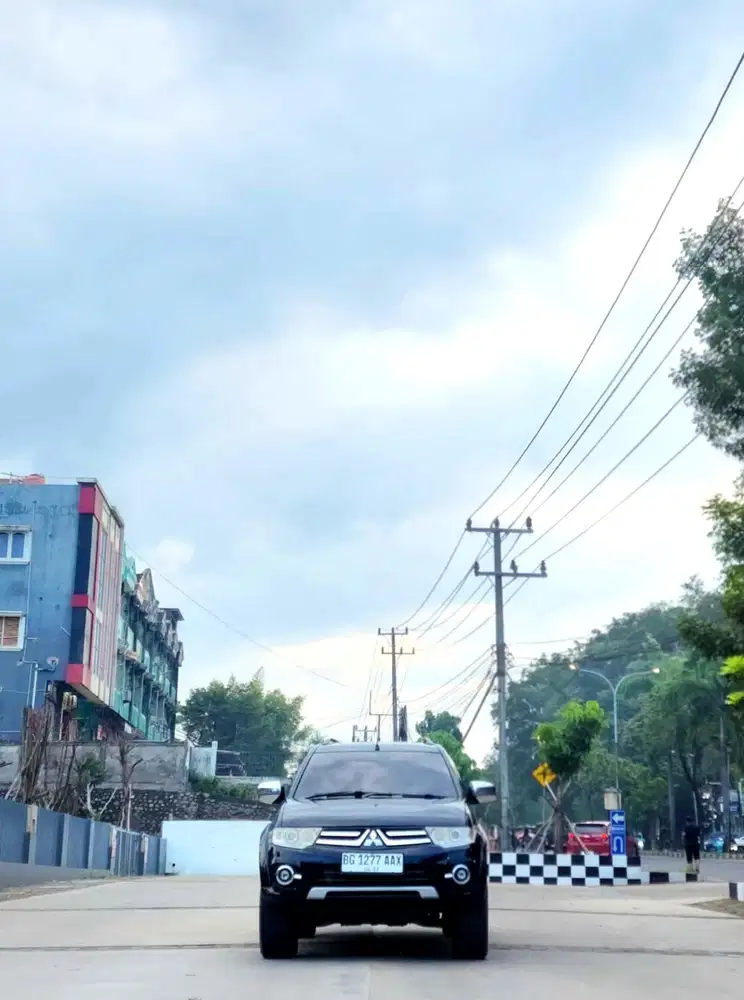 Pajero Sport Exceed 2.5 AT 2011