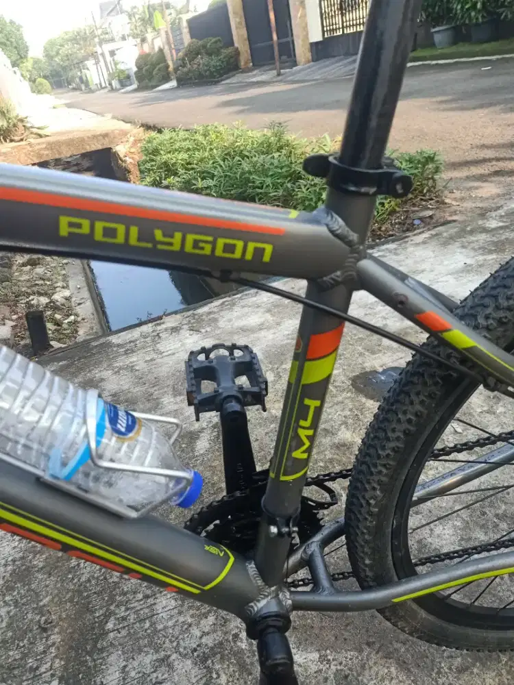 Polygon monarch 4 mtb gunung