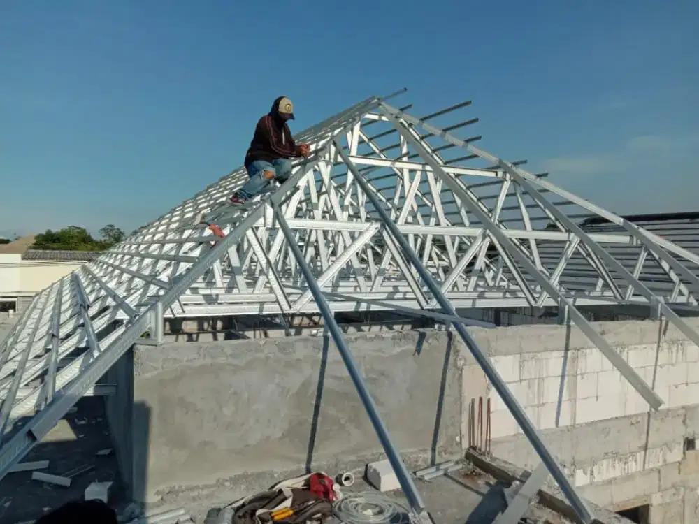 Aplikator rangka atap galvalum