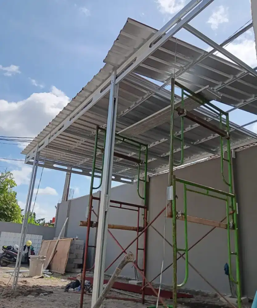 Kanopi bajaringan terpasang