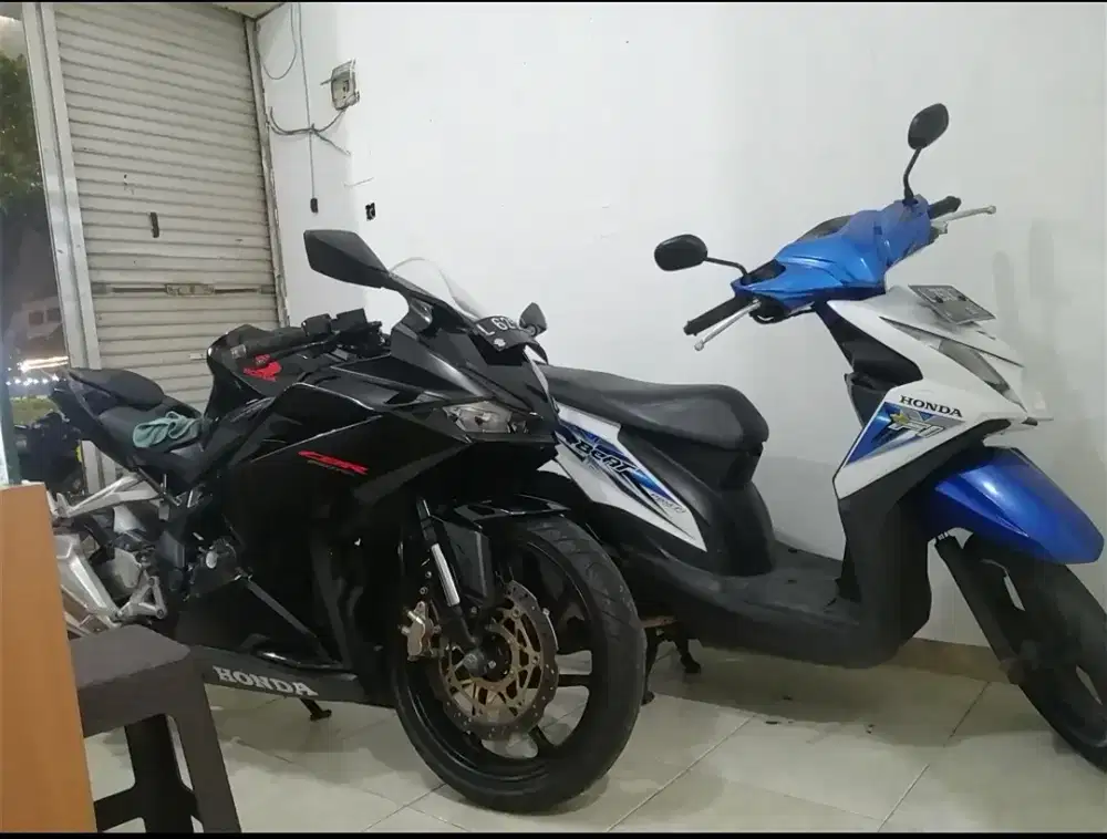 HONDA CBR 250 RR