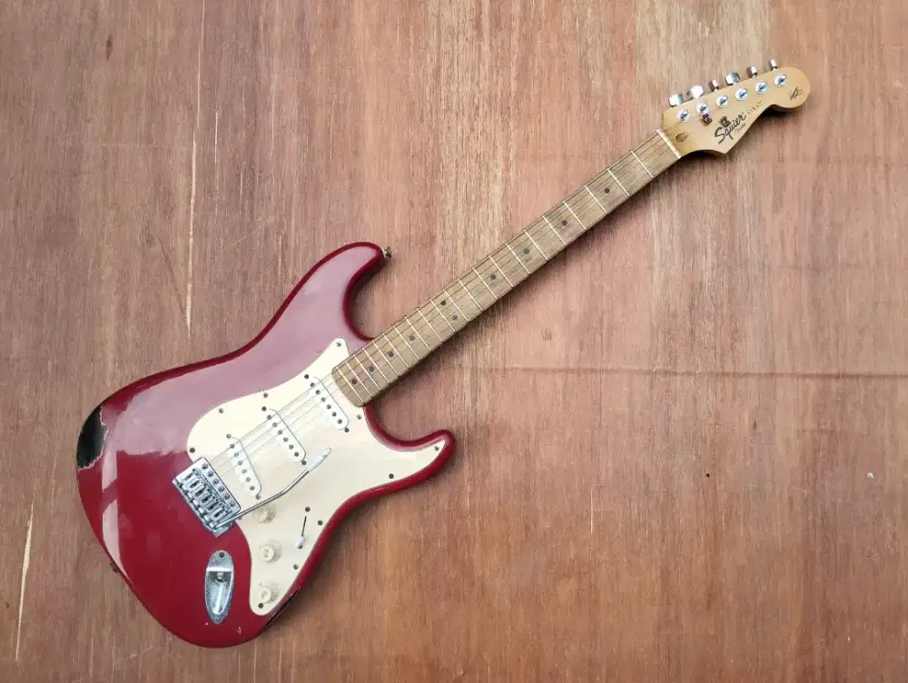 Gitar Squier Stratocaster California Series Made In China