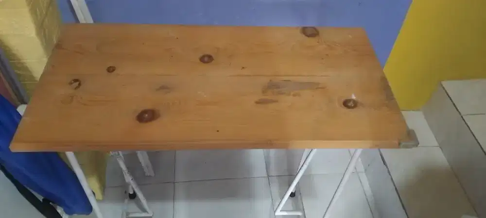 Meja komputer jati londo