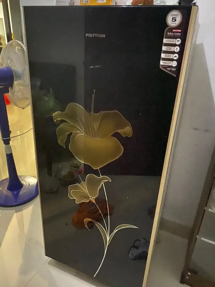 Kulkas polytron masih bagus 1 pintu