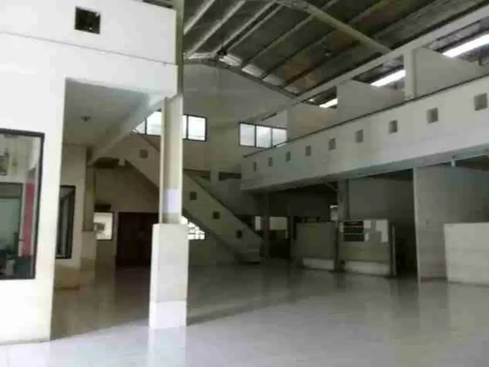 Dijual Gudang Hitung Tanah di Pasar Minggu Jakarta Selatan