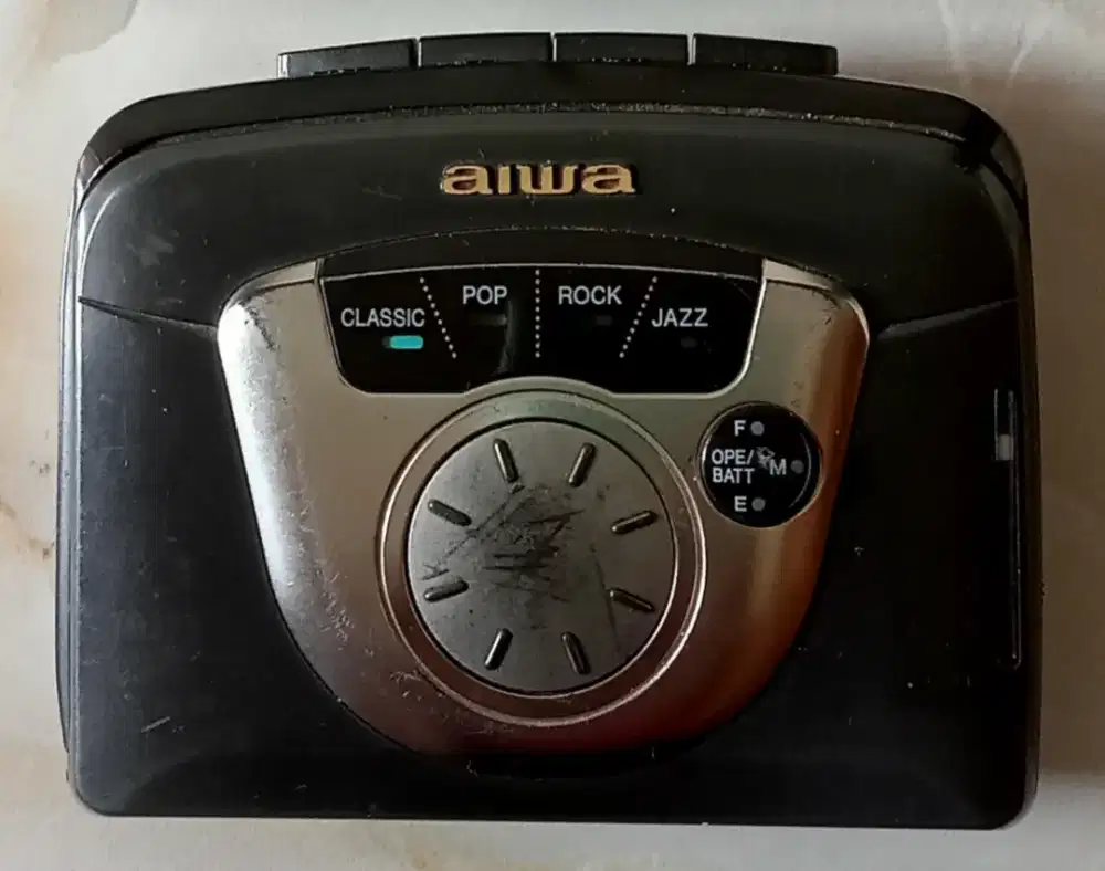 WALKMAN AIWA & KASET NIKE ARDILLA