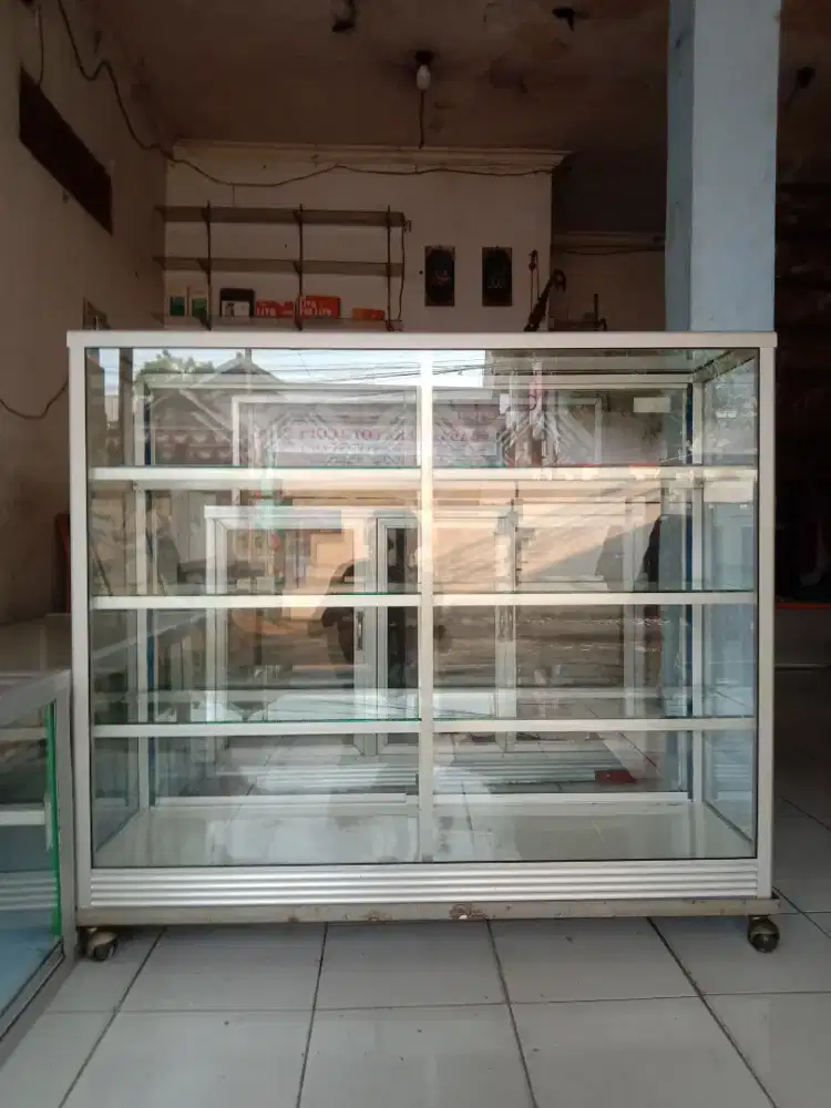 kaca etalase second