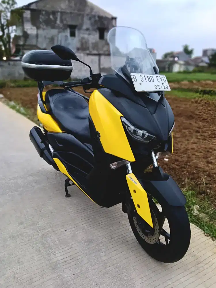 Yamaha Xmax 2018 pajak panjang 05-2027 km rendah