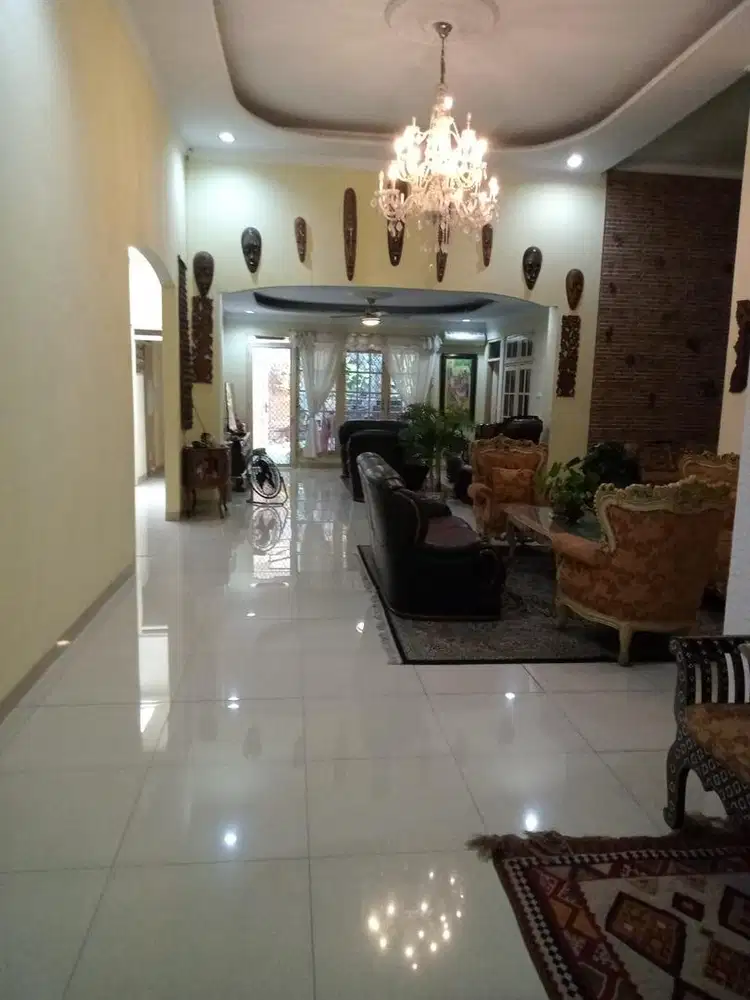 Rumah Besar, Terawat, Siap Huni – Pulo Gebang Permai (Bebas Banjir)