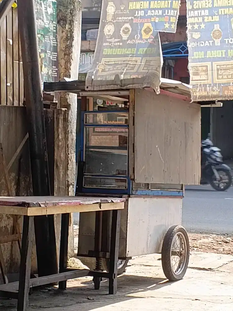 Dijual cepat grobak dagang