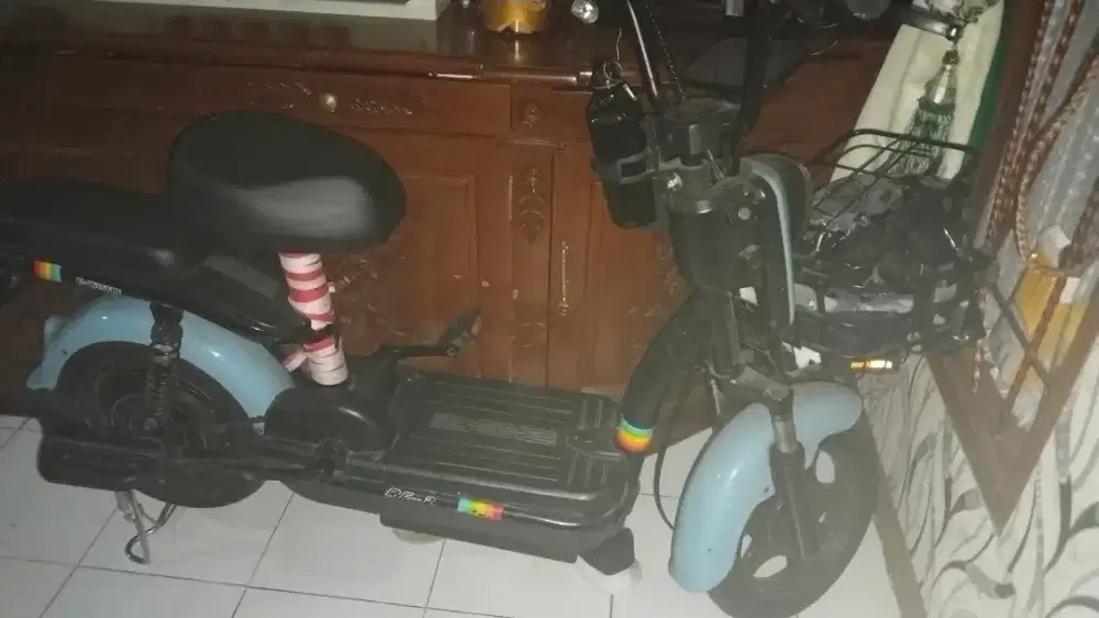 Sepeda listrik Uwinfly