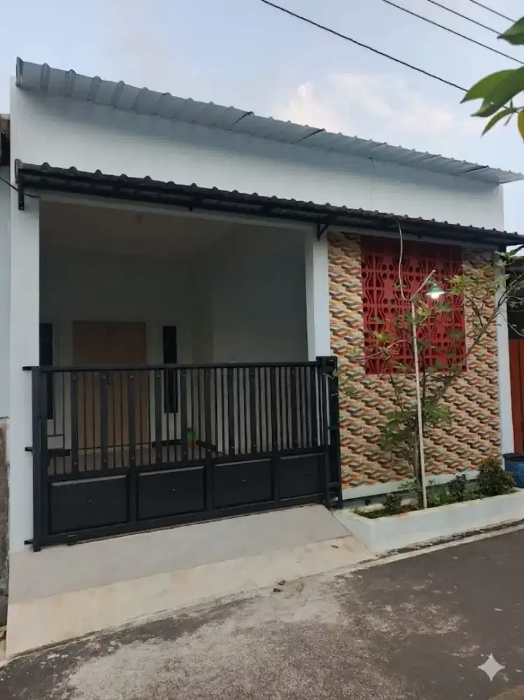 RUMAH BARU SIAP HUNI DEKAT PASAR DINAR MAS METESEH TEMBALANG