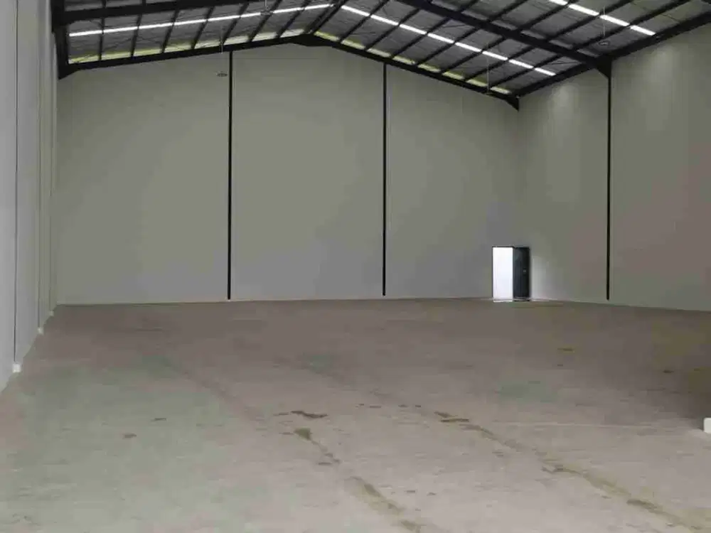 Disewakan Gudang Pasar Kemis Bisa Masuk Container 40 feet Cikupa