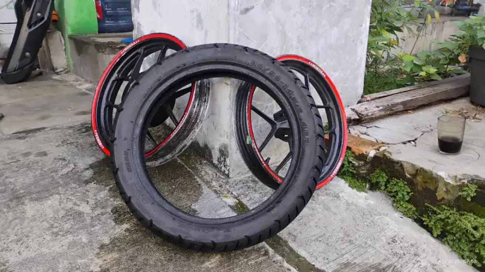 Ban metik ring 14 uk 90/90