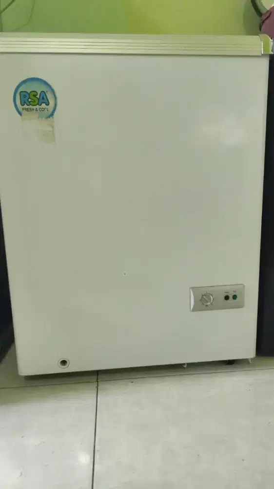 RSA Freezer Box XS-110 Kaca Sliding