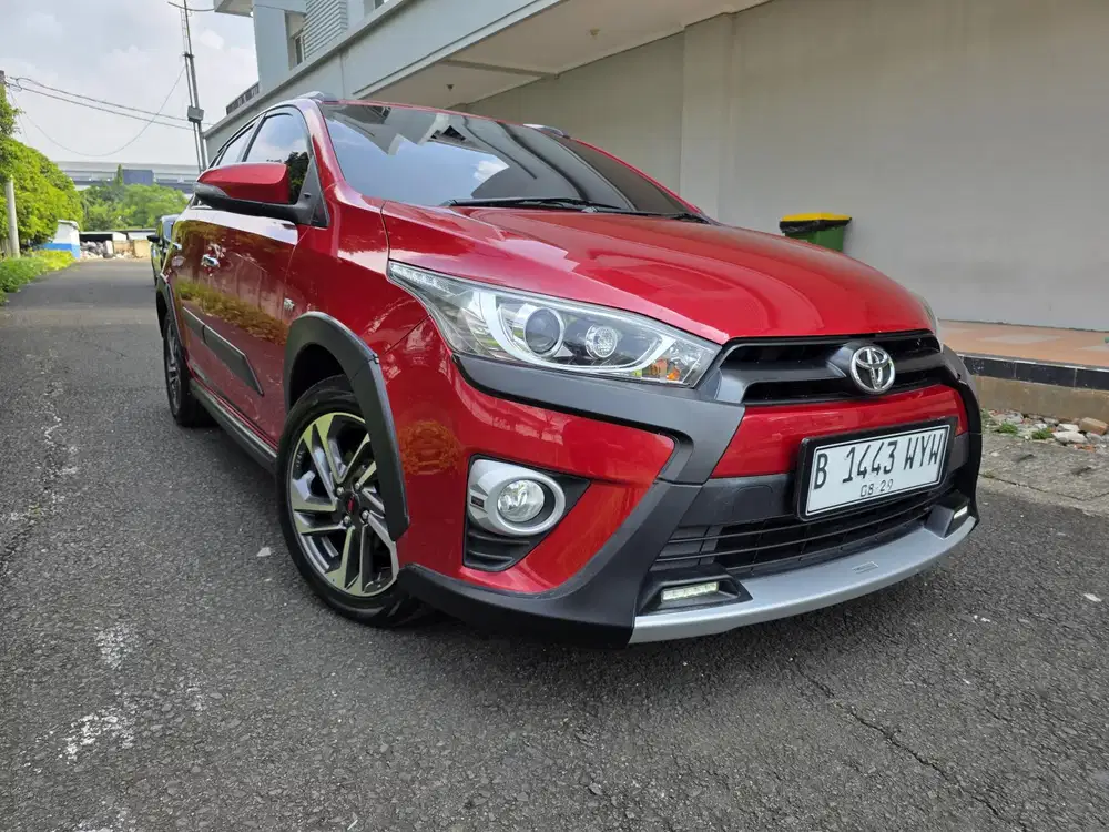 TOYOTA YARIS HEYKERS AT 2016